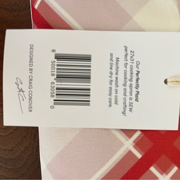 Sewing down south cooking apron. Perfectly plaid 27x31 - Picture 4 of 4